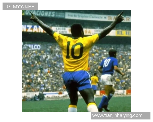 铅笔袋里的足球传奇贝利带你领略绿茵场上的辉煌与梦想 铅笔袋里的足球传奇贝利带你领略绿茵场上的辉煌与梦想